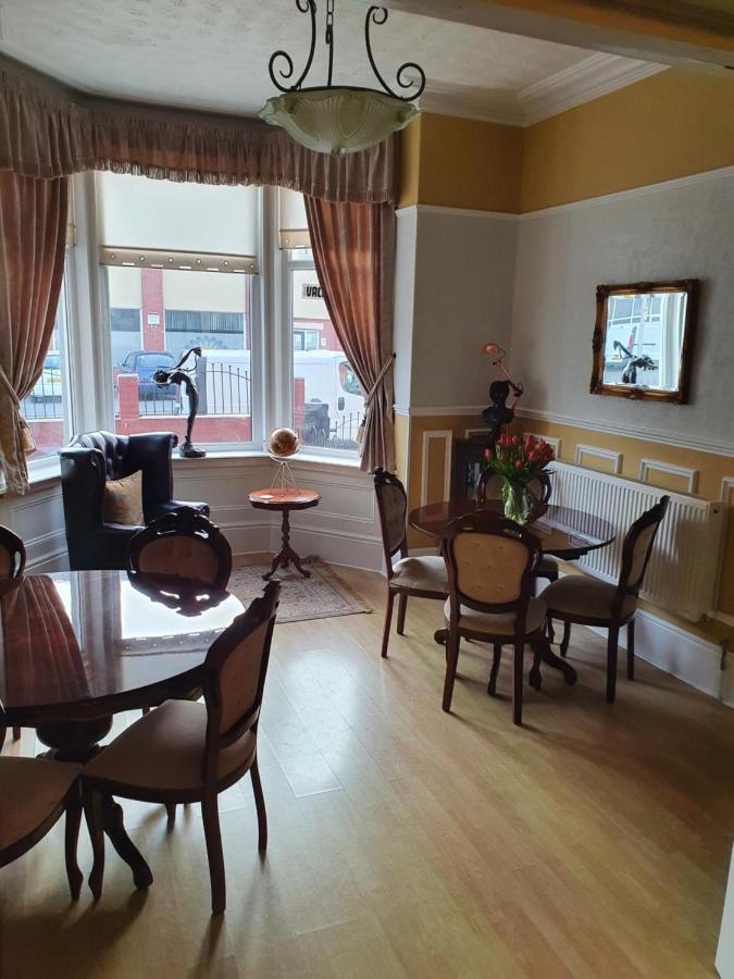 J'S Mayfair Guest House 黑潭 外观 照片