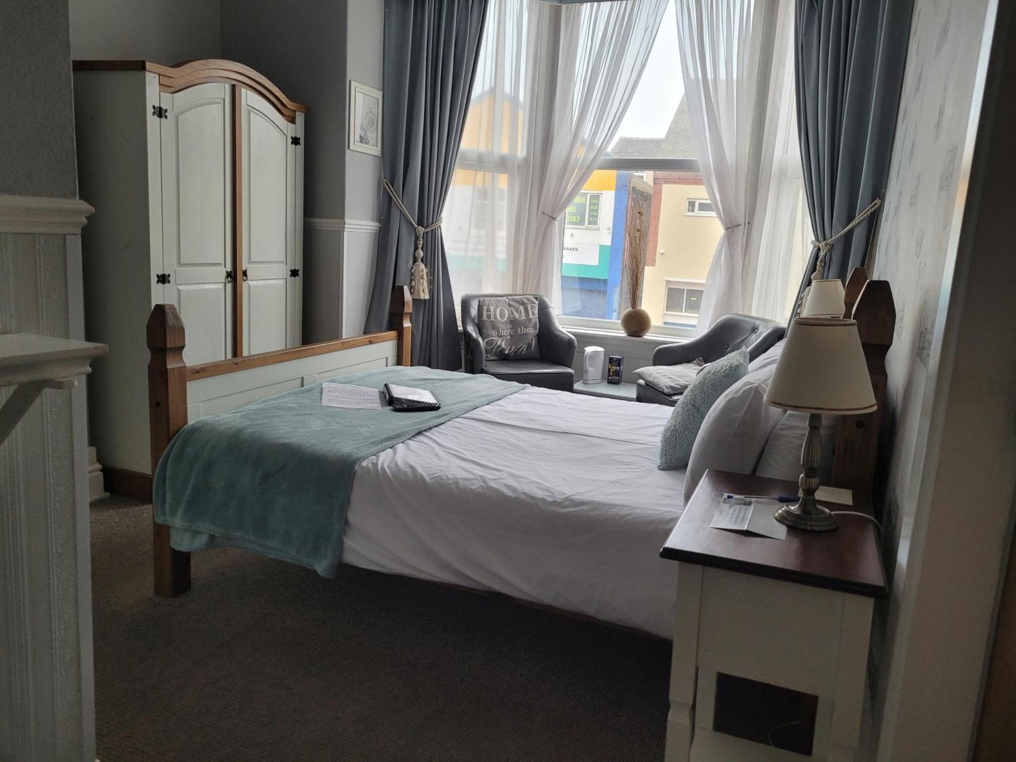 J'S Mayfair Guest House 黑潭 外观 照片