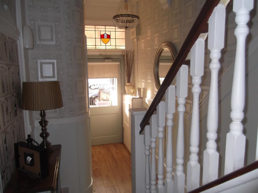 J'S Mayfair Guest House 黑潭 外观 照片